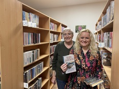 Návštěva spisovatelky Kláry Janečkové v místní knihovně 